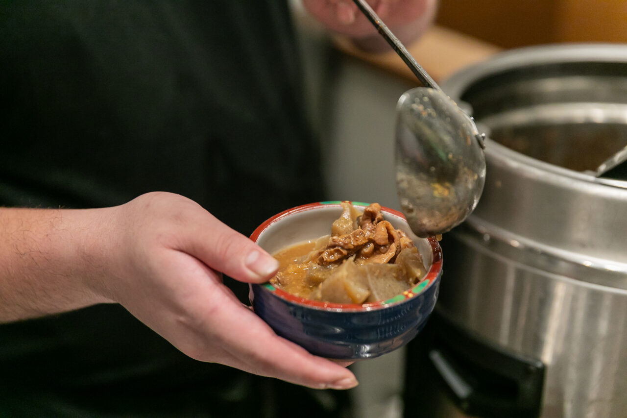 秘伝！親父のもつ煮込み