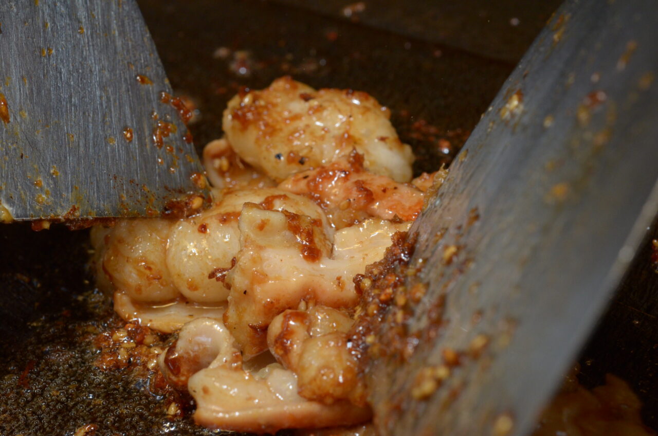 牛ホルモン炒め