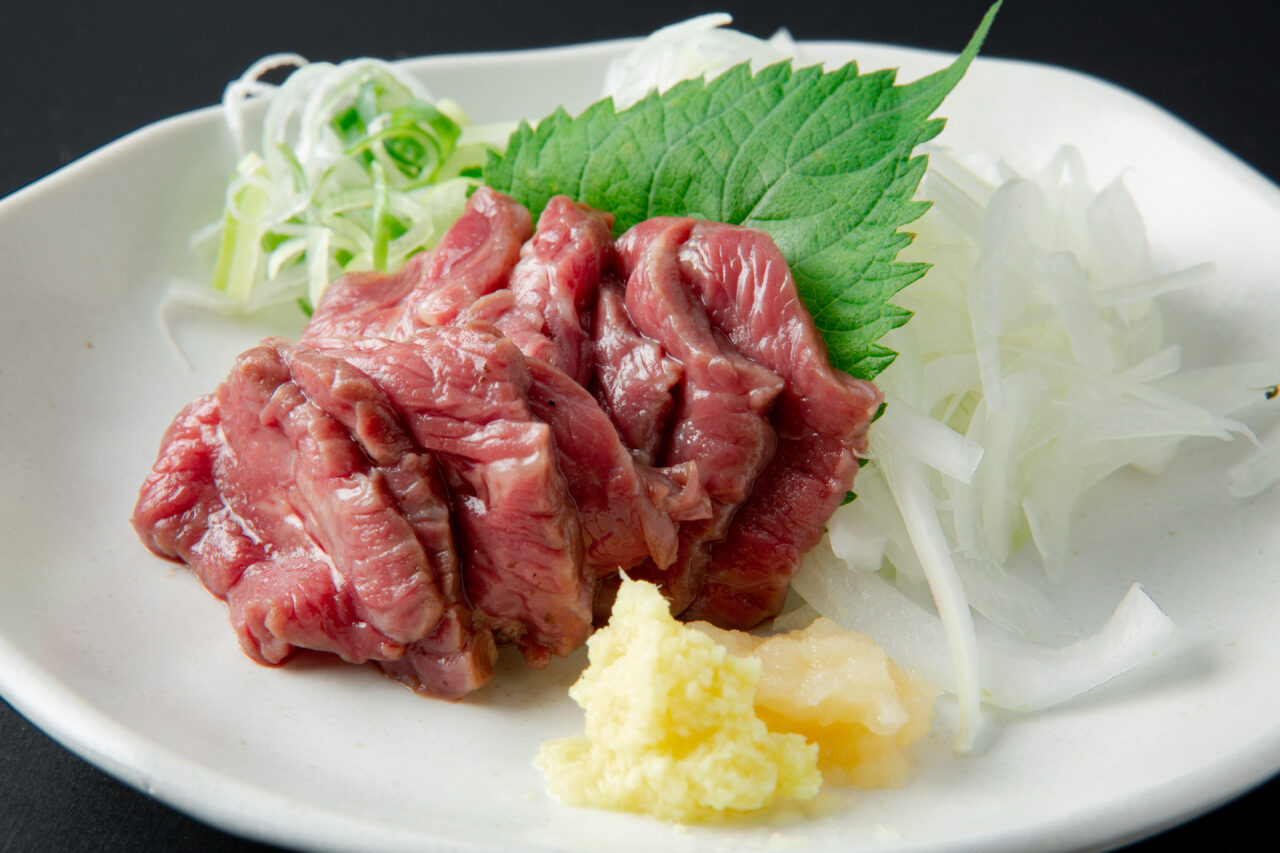 馬刺し